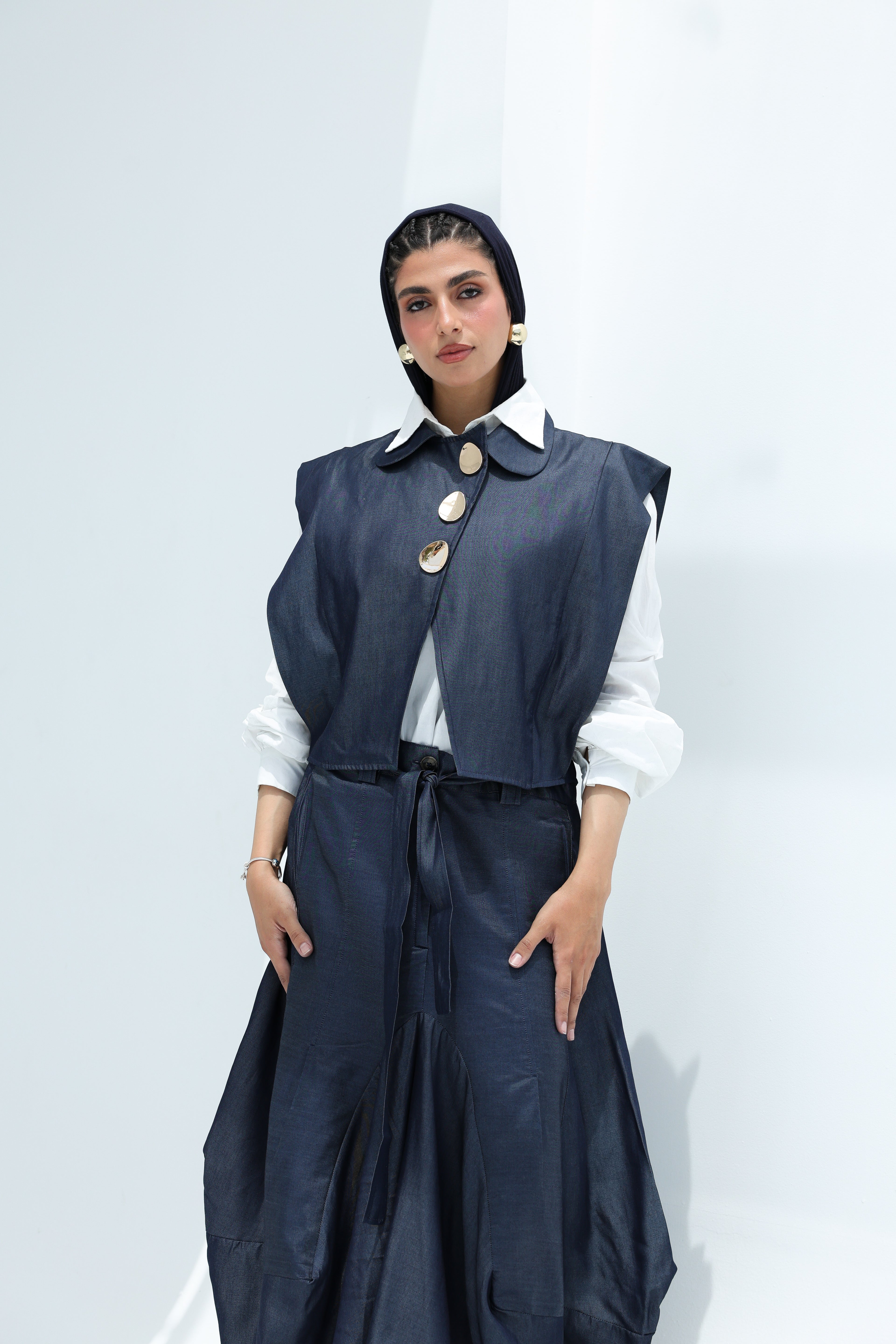 Light  jeans vest