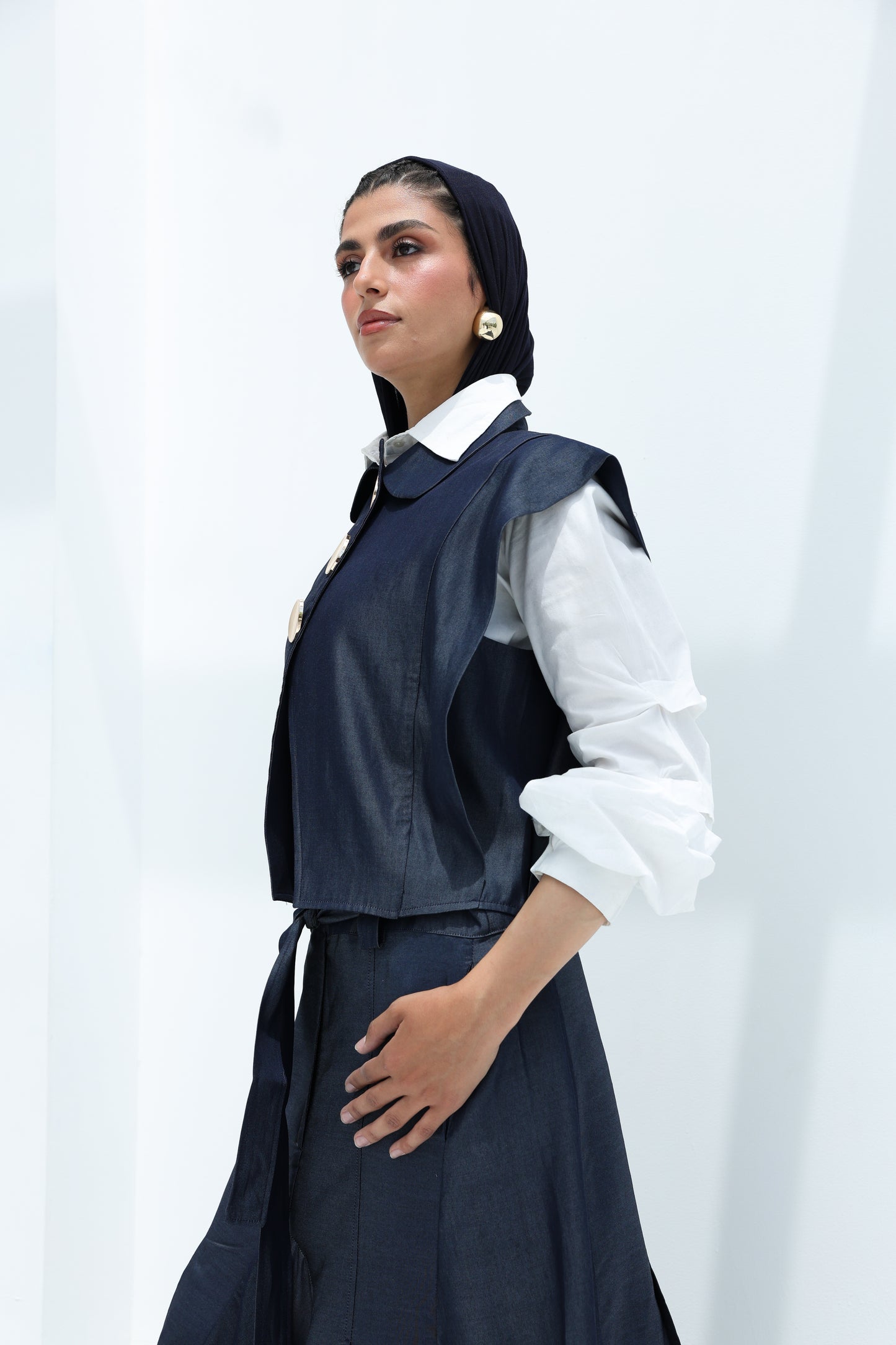 Light  jeans vest