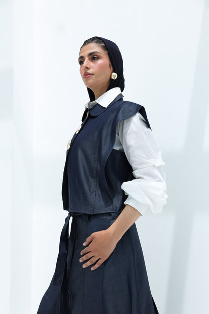 Light  jeans vest