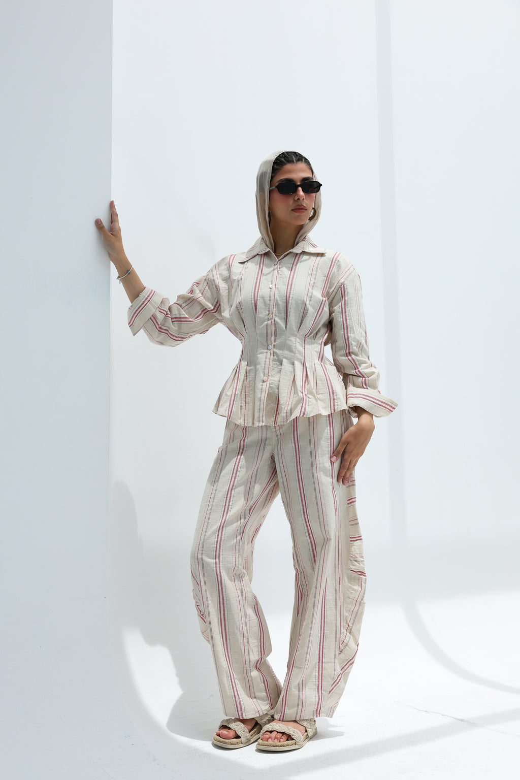 Red linen set