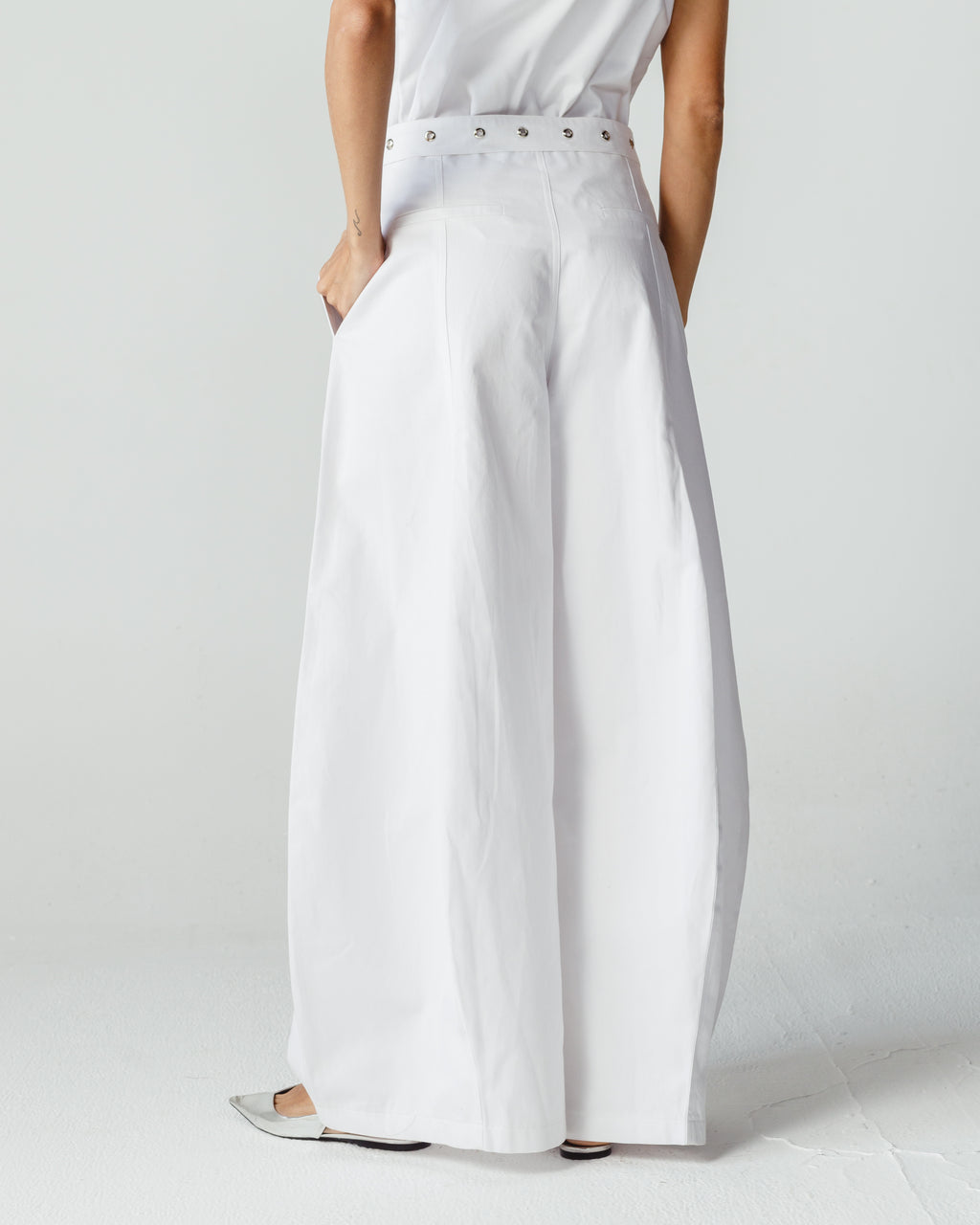 Studs Set in White