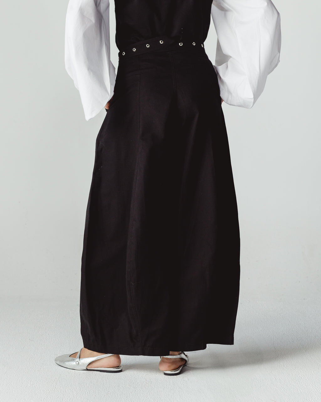 Studs Set in Black