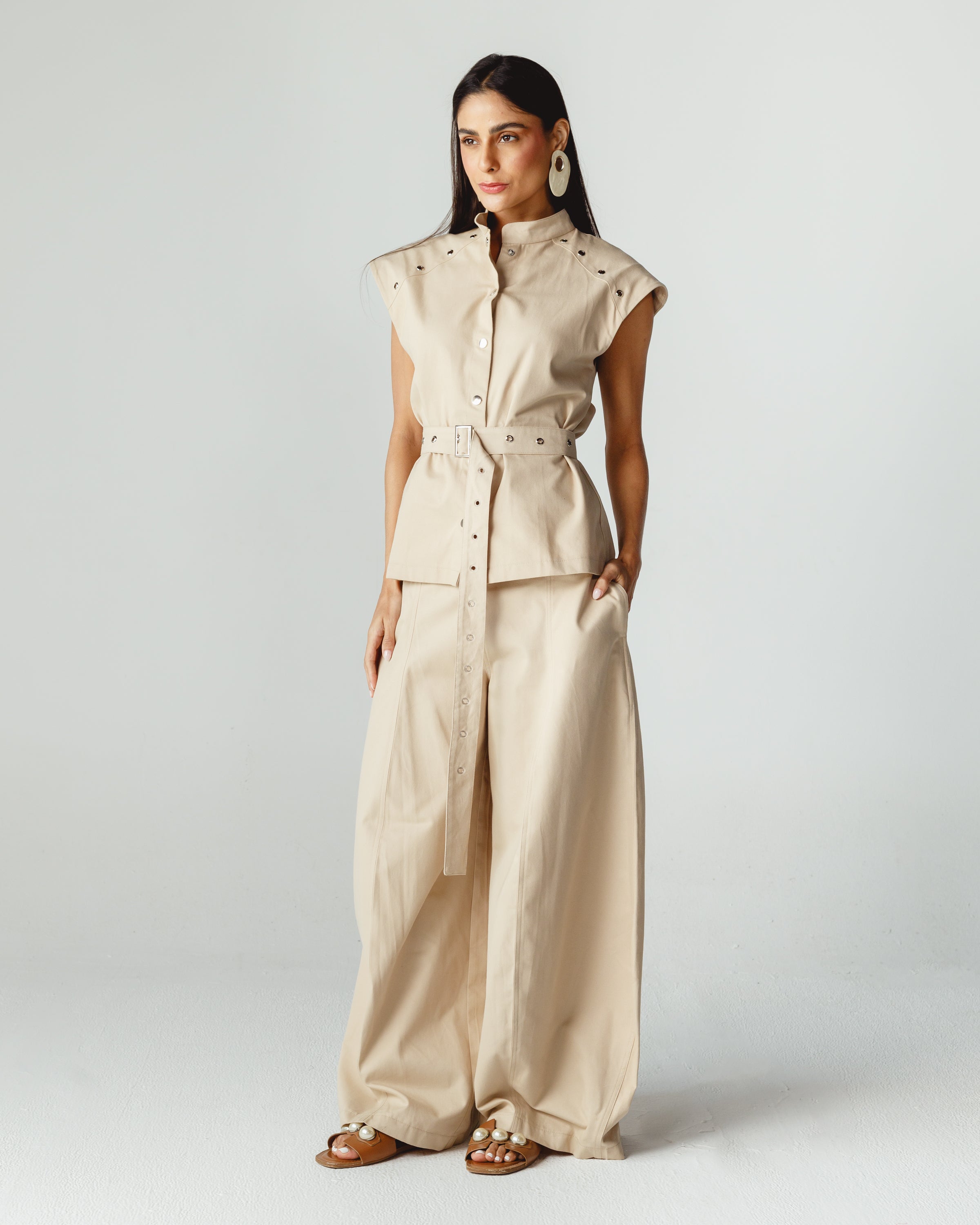 Studs Set in Beige