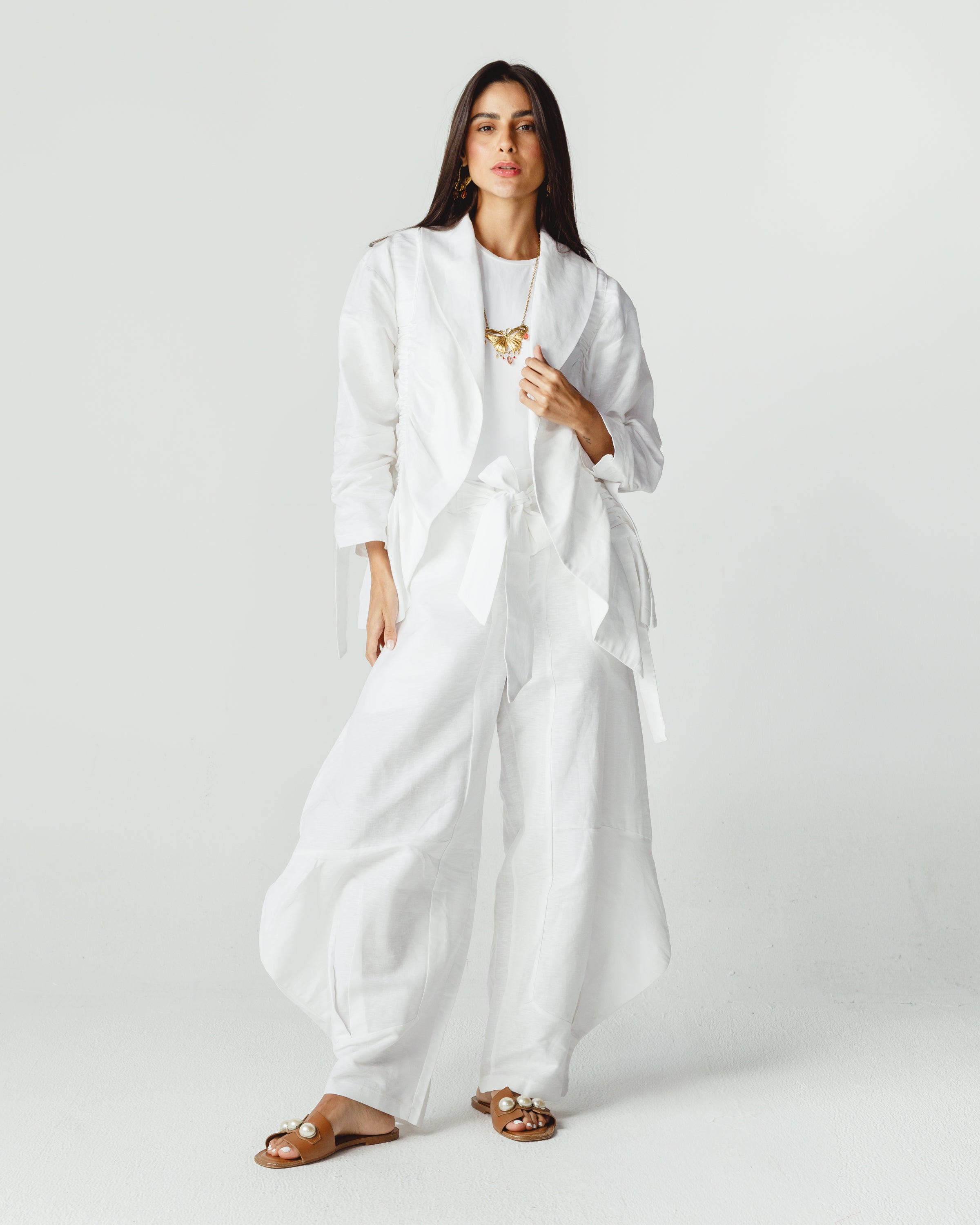 Ribbons Set in White