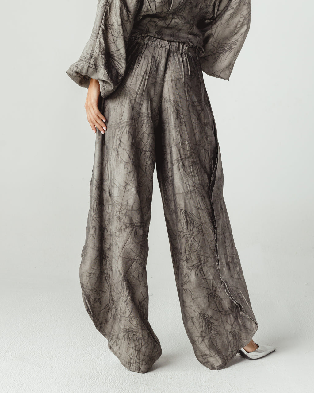 Pleated Set in Gray