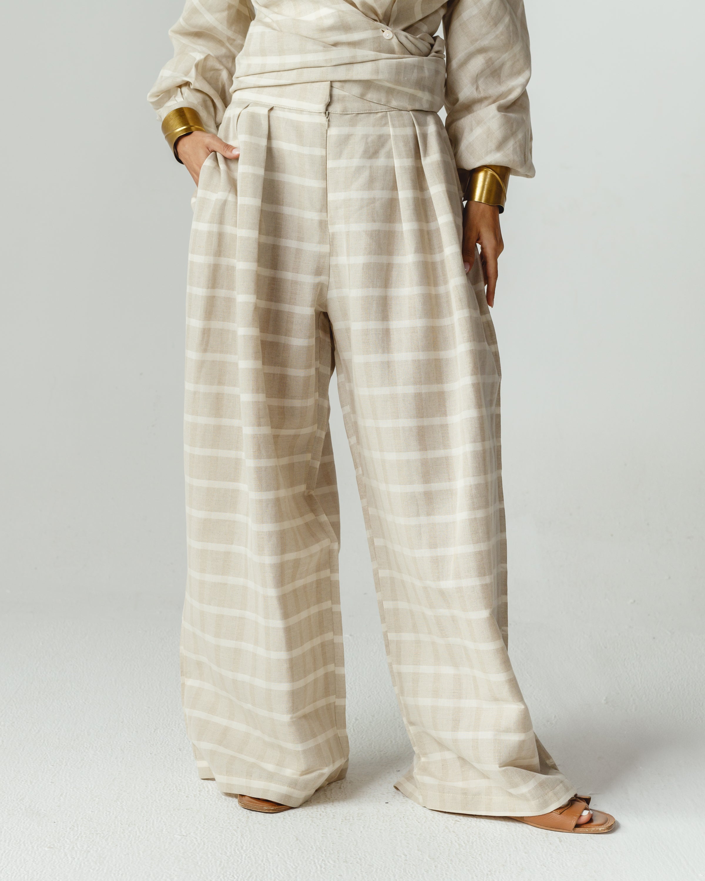 Checked Pleated Set