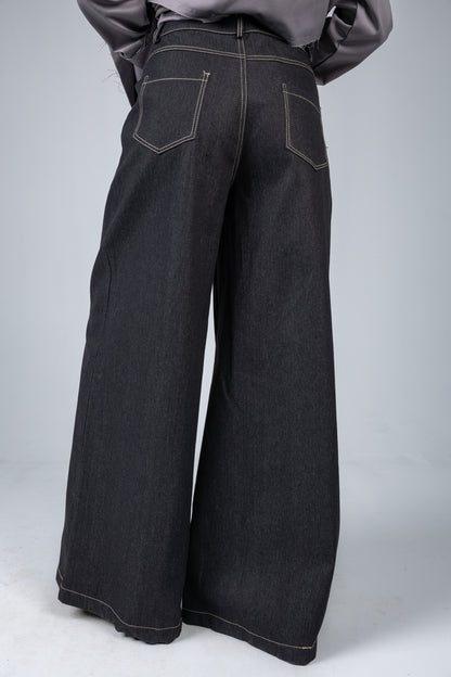 Noir Jeans
